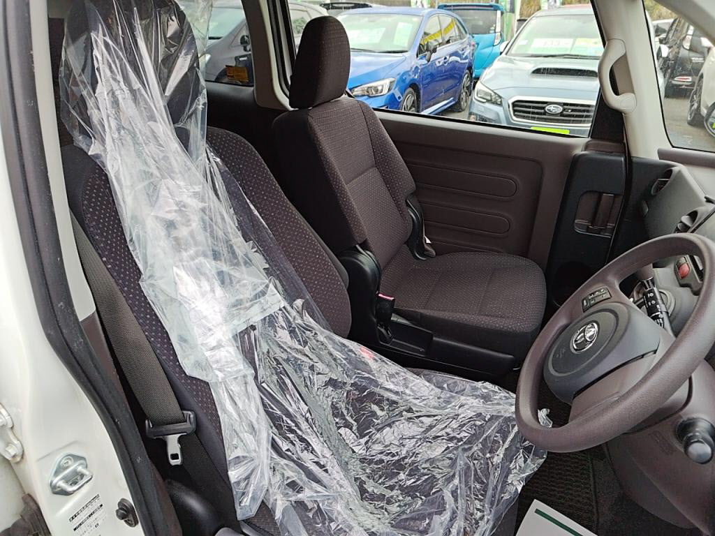 ポルテＦの写真 14