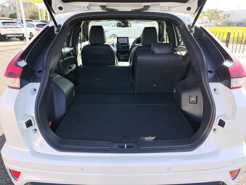 エクリプスクロスＰＨＥＶＰの写真 26