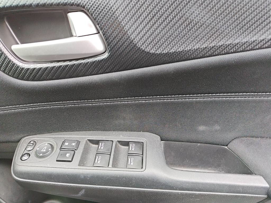 ジェイドハイブリッドハイブリッドの写真 12