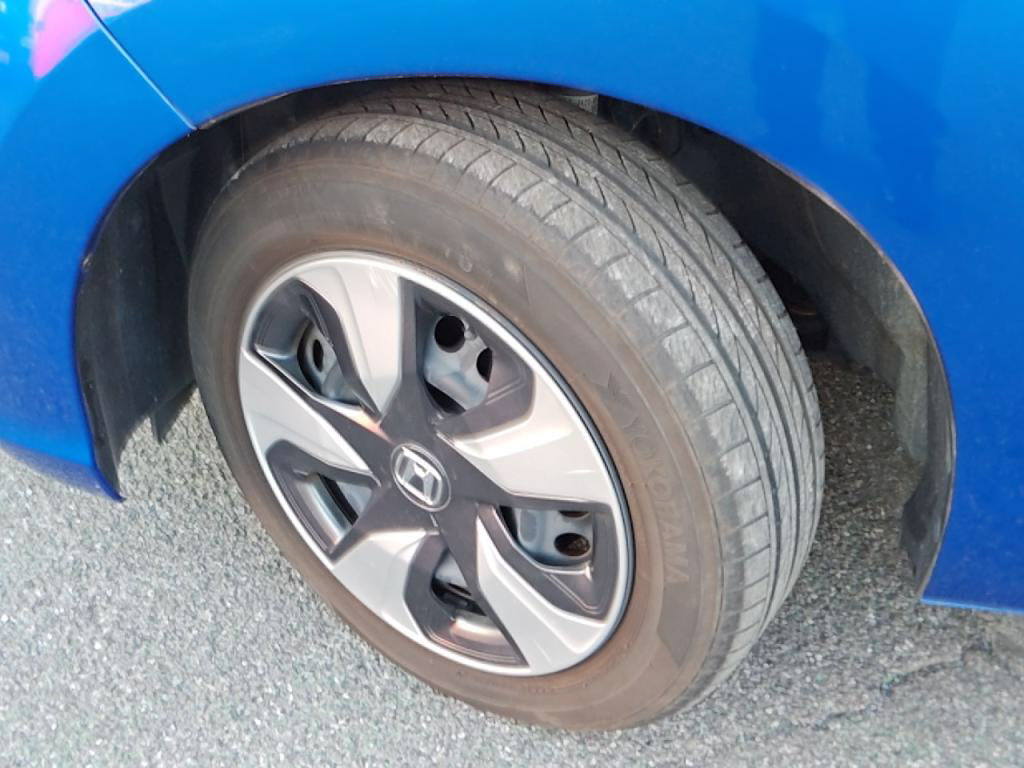 フィットハイブリッドハイブリッド・Ｆの写真 12