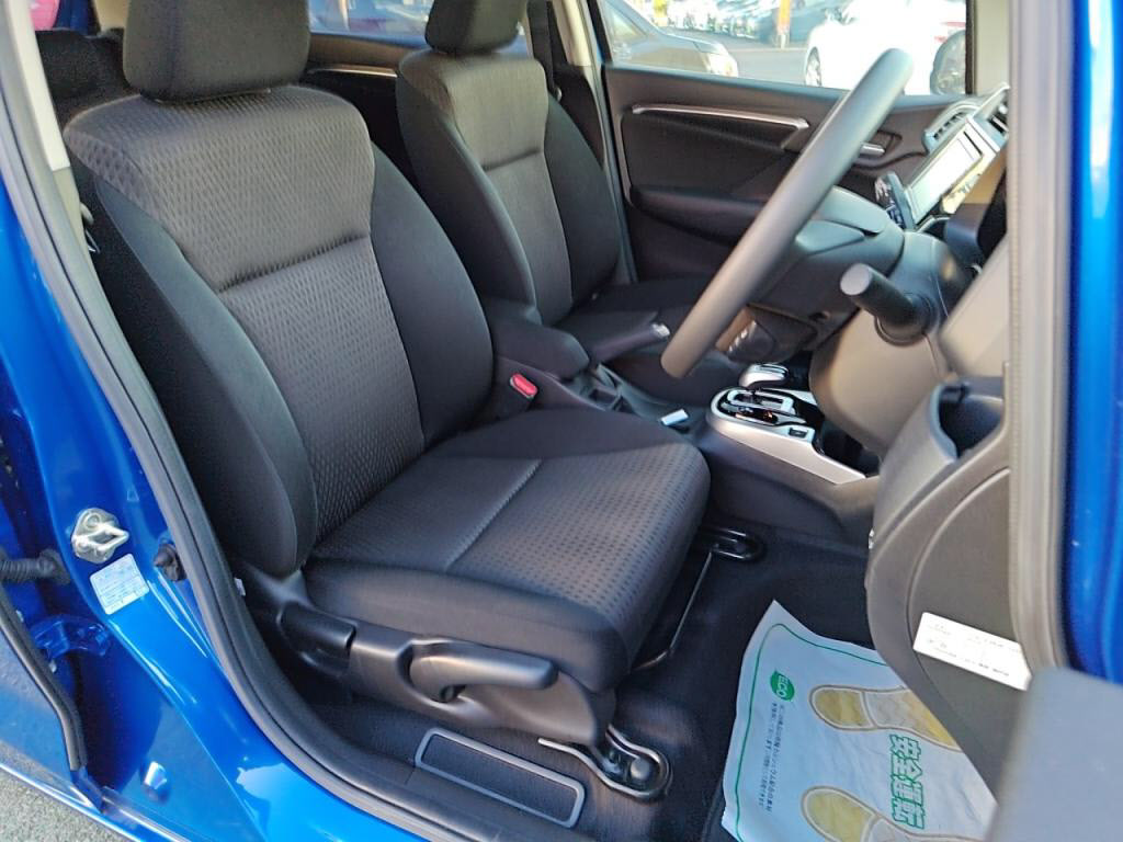 フィットハイブリッドハイブリッド・Ｆの写真 21