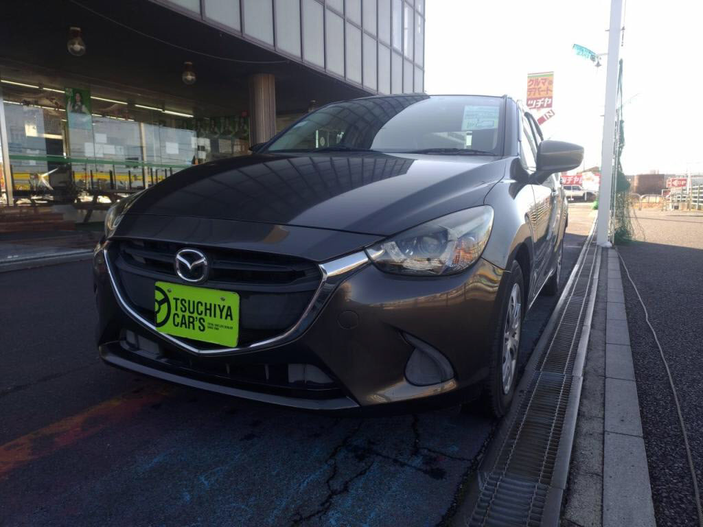 マツダ　デミオ　１３Ｓ