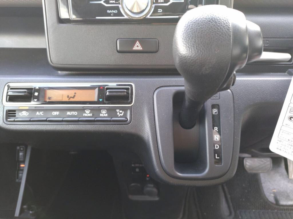 ワゴンＲハイブリッドＦＸ－Ｓの写真 21