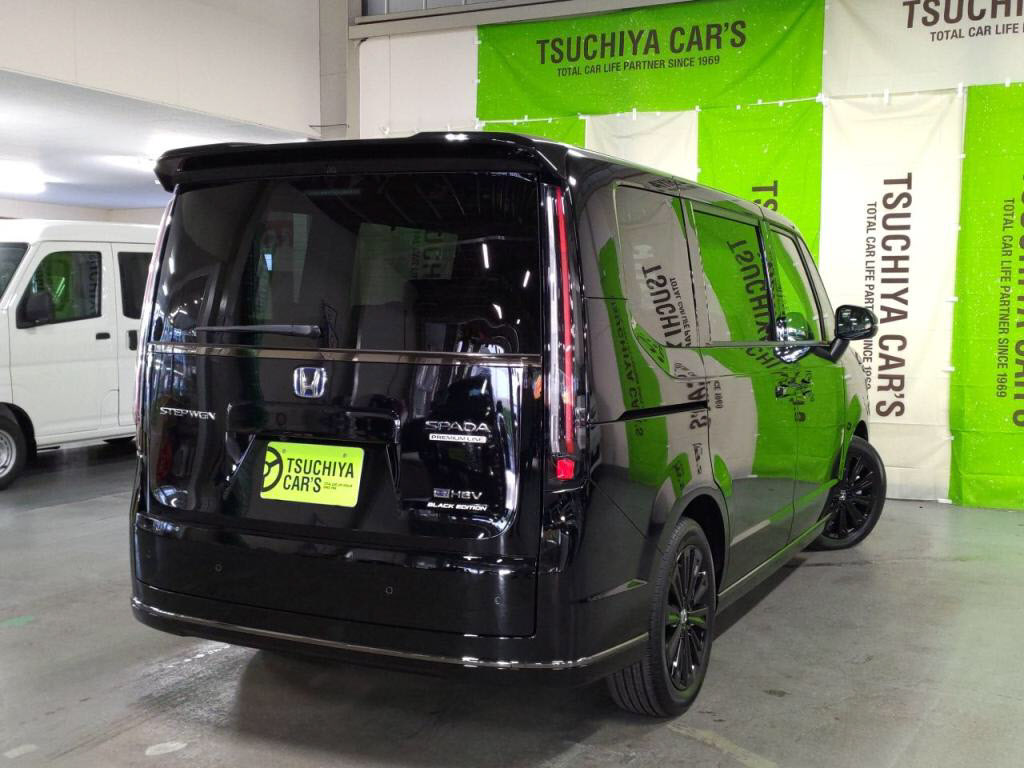 ステップワゴンスパーダＨＶｅＨＥＶスパーダプレミアムラインブラックＥｄの写真 2