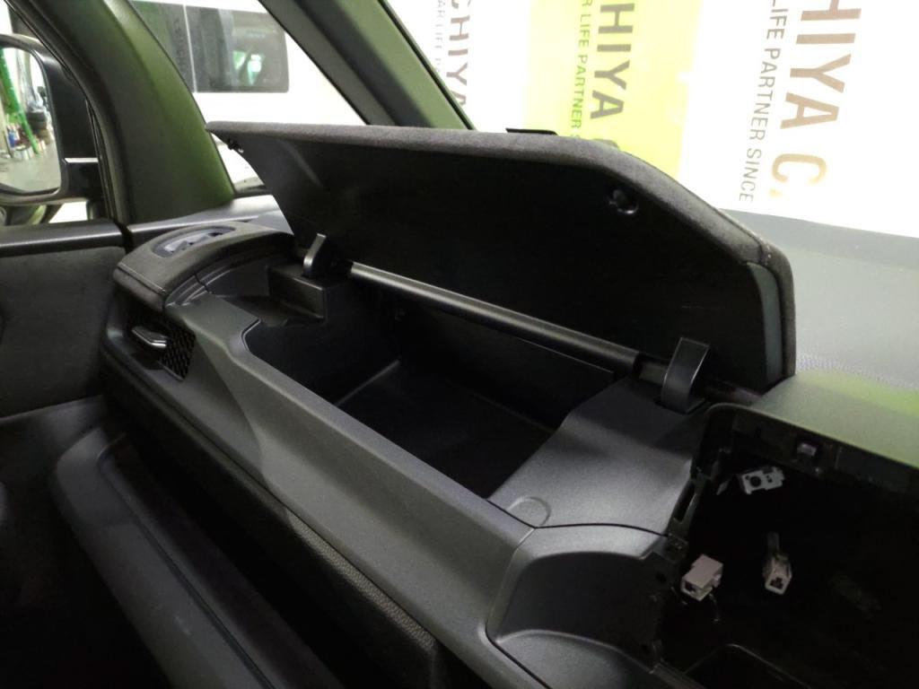 ステップワゴンスパーダＨＶｅＨＥＶスパーダプレミアムラインブラックＥｄの写真 20