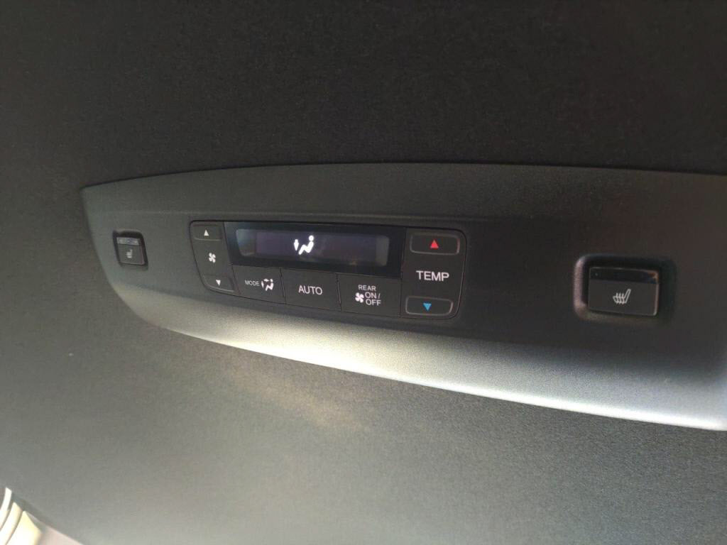 ステップワゴンスパーダＨＶｅＨＥＶスパーダプレミアムラインブラックＥｄの写真 22