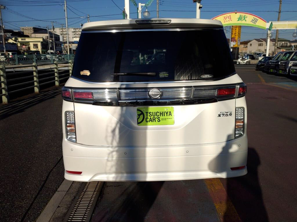 エルグランドハイウェイスターＳの写真 12