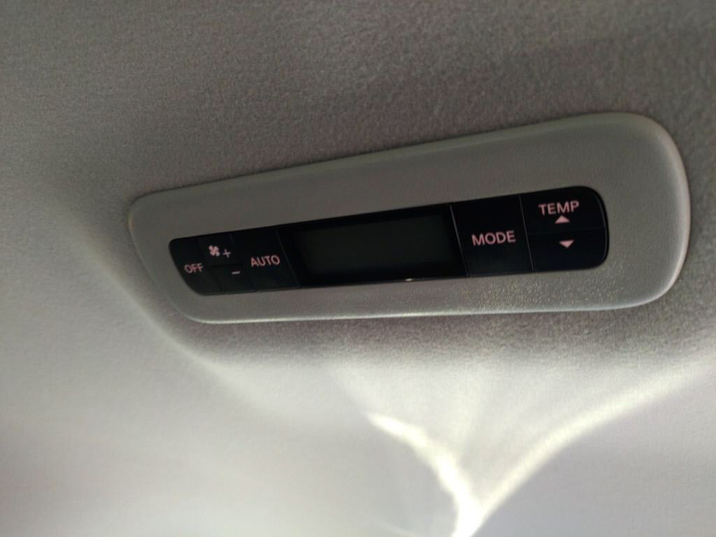 エルグランドハイウェイスターＳの写真 22