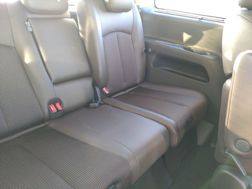 エルグランドハイウェイスターＳの写真 23