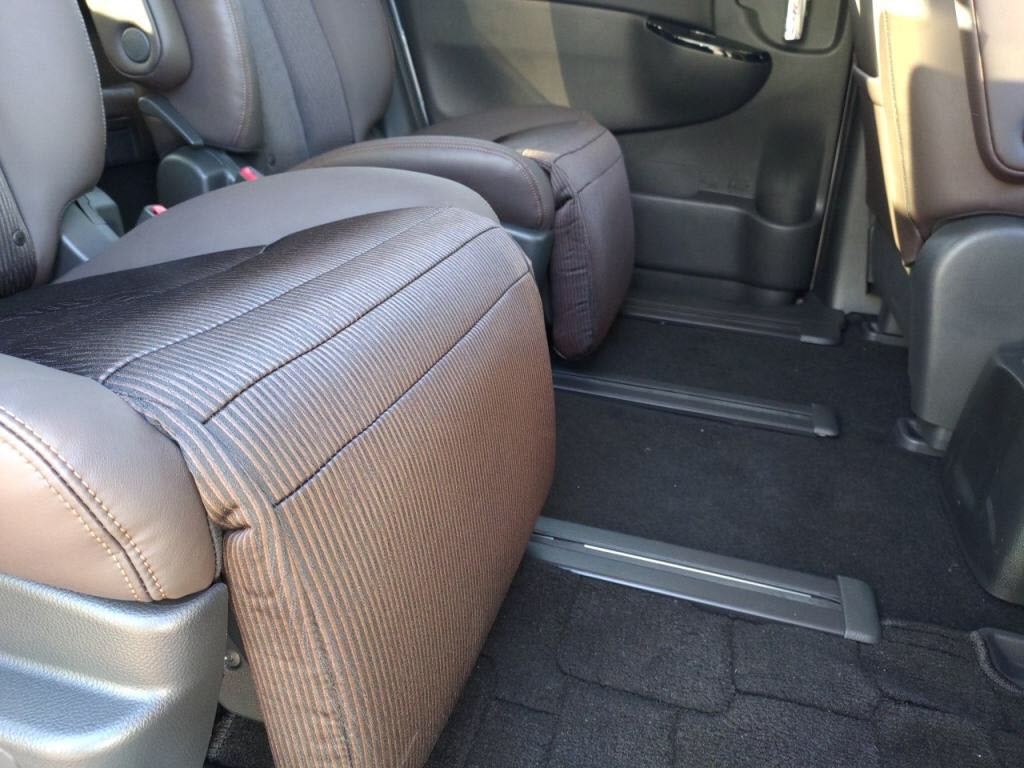 エルグランドハイウェイスターＳの写真 24