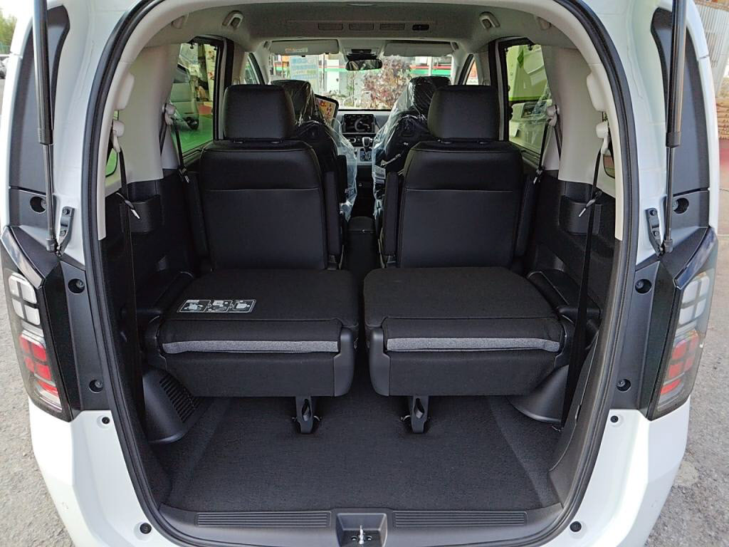 フリードハイブリッドｅＨＥＶエアーＥＸの写真 26