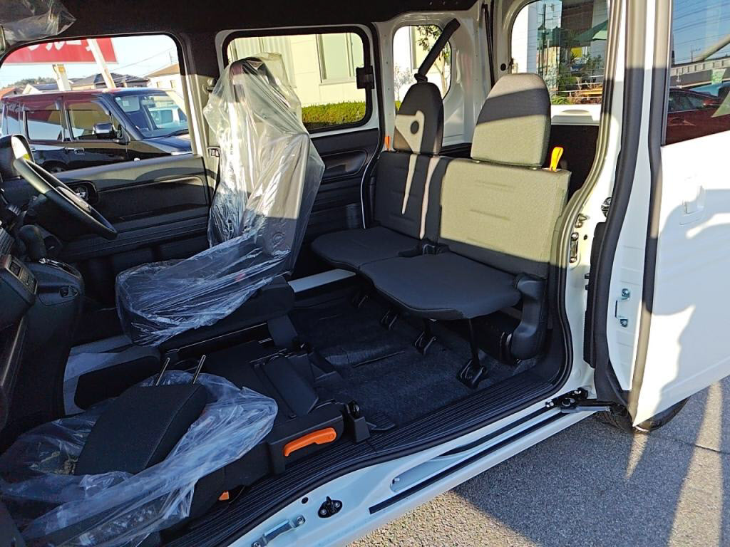 Ｎ－ＶＡＮファン・ターボの写真 22