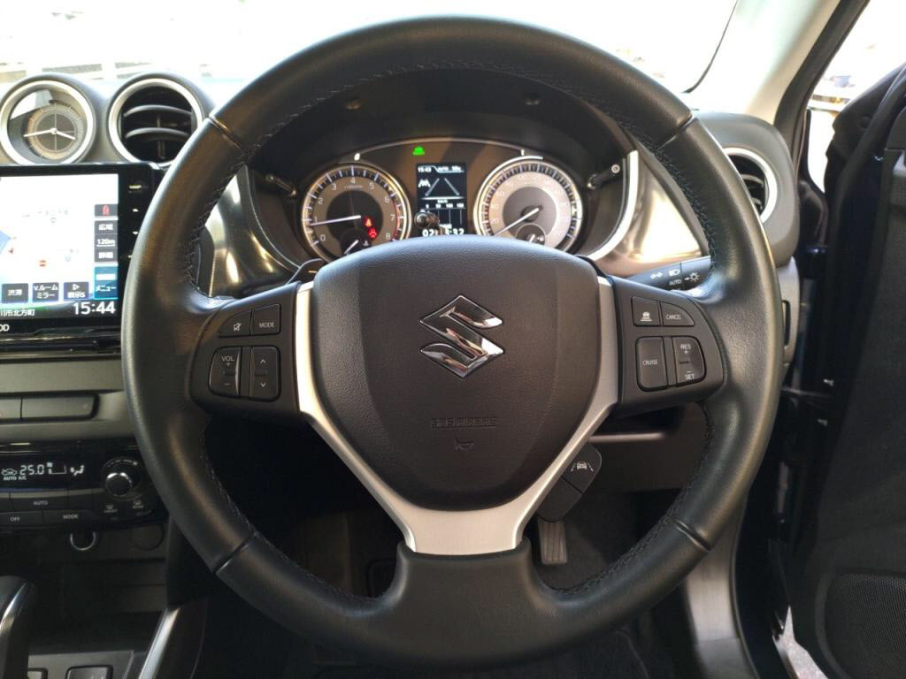 エスクードハイブリッドヒョウジュンの写真 13