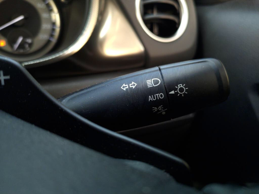 エスクードハイブリッドヒョウジュンの写真 14