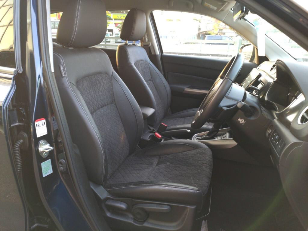 エスクードハイブリッドヒョウジュンの写真 21