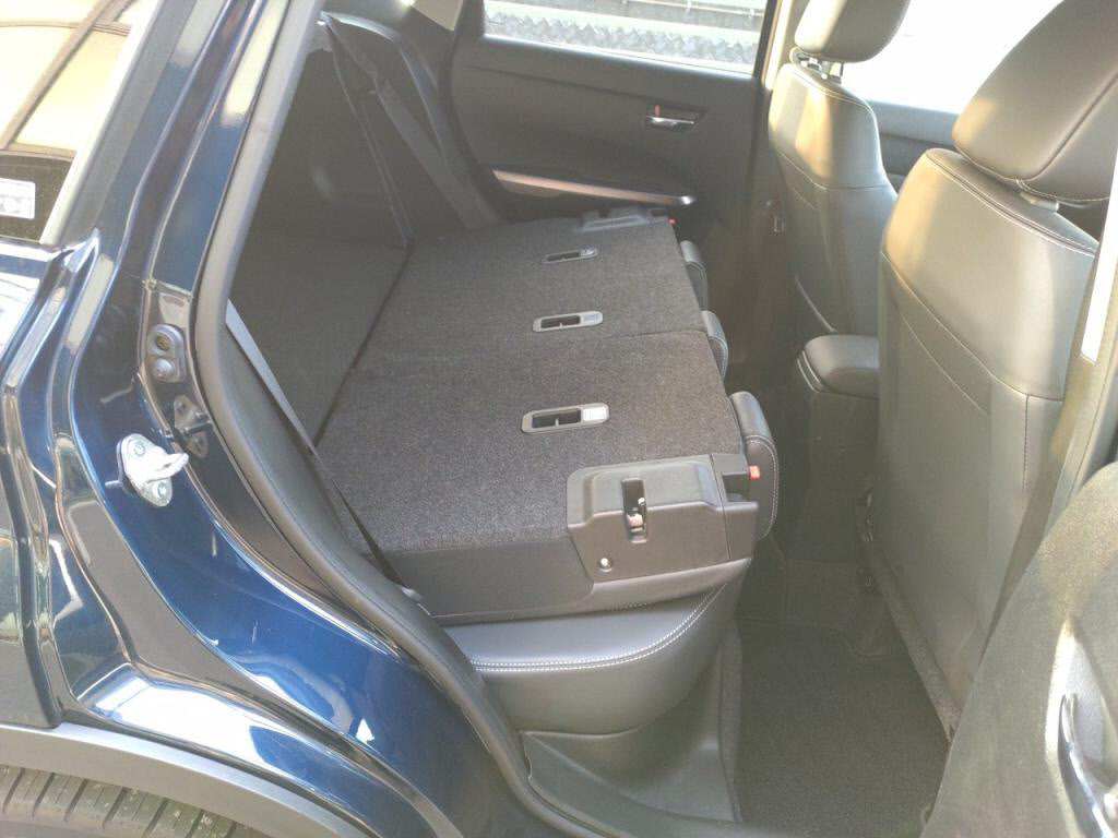 エスクードハイブリッドヒョウジュンの写真 23