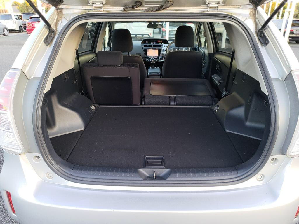 プリウスαＳの写真 26