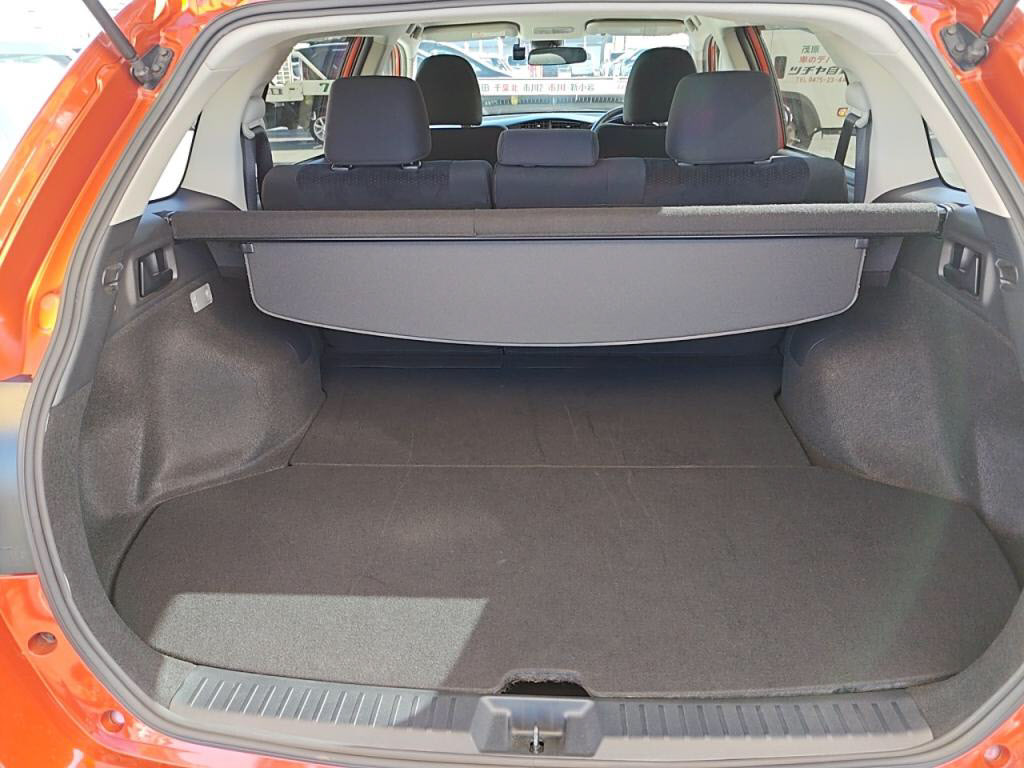 カローラフィールダーハイブリッドハイブリッドＧエアロツアラーの写真 14