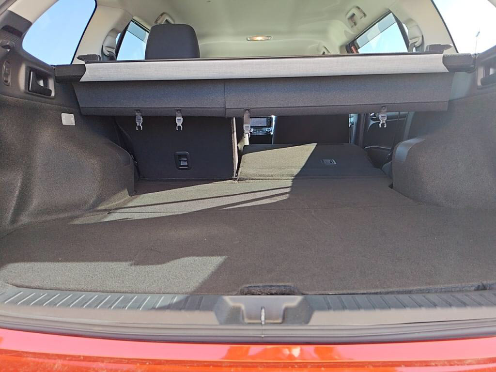 カローラフィールダーハイブリッドハイブリッドＧエアロツアラーの写真 15