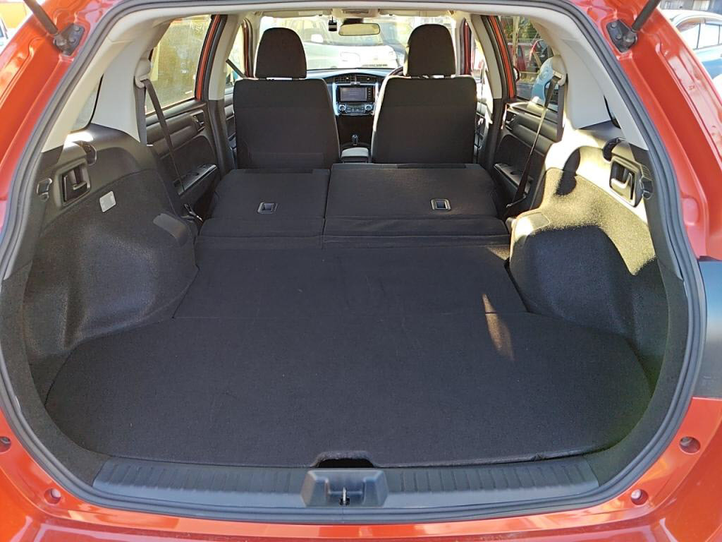 カローラフィールダーハイブリッドハイブリッドＧエアロツアラーの写真 27