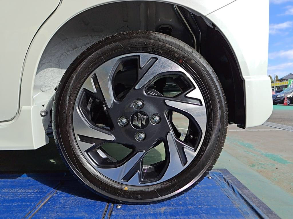 スペーシアカスタムハイブリッドＸＳターボの写真 28