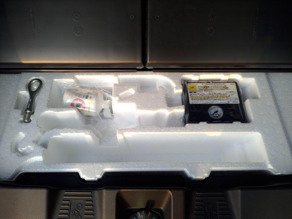 スペーシアカスタムハイブリッドＸＳターボの写真 30