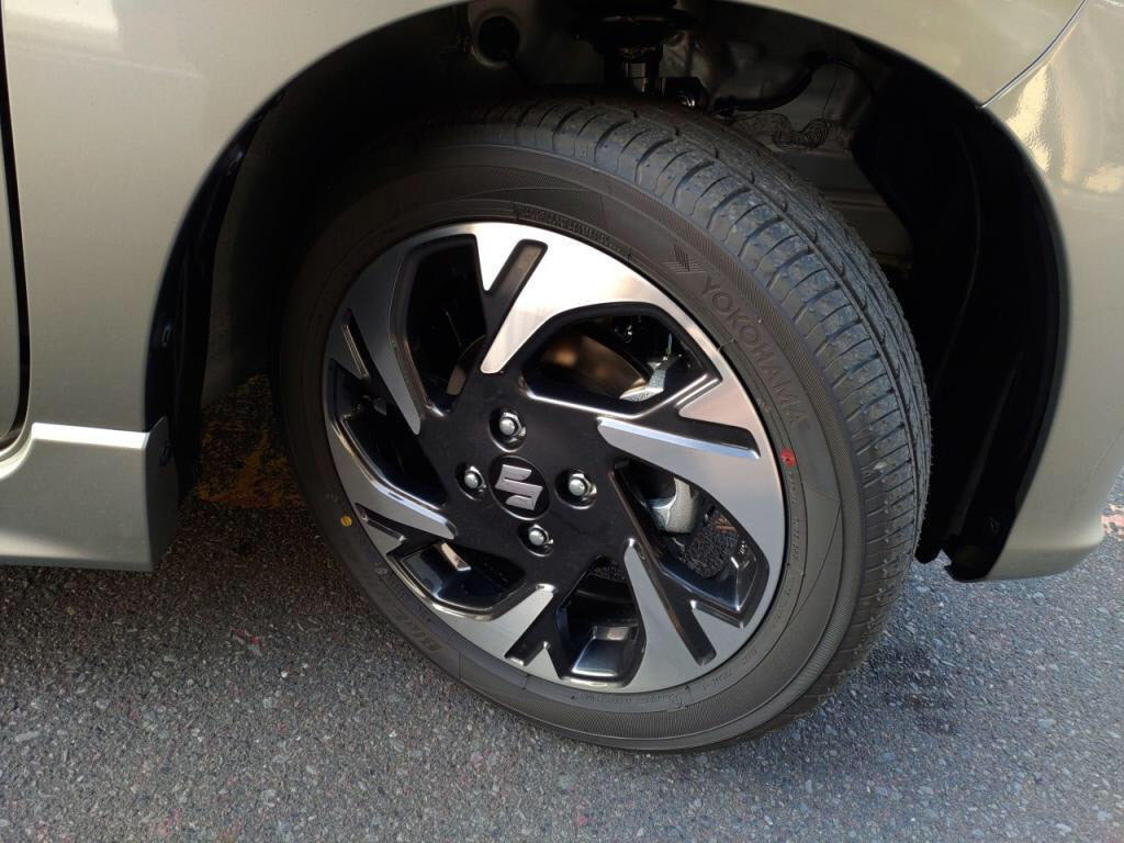 スペーシアカスタムハイブリッドＸＳターボの写真 28