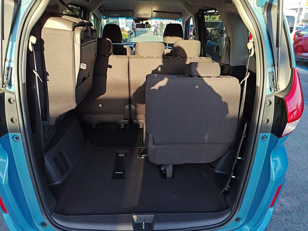 フリードＧホンダセンシングの写真 26