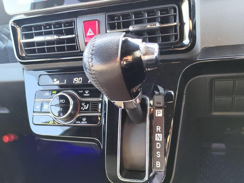 タントカスタムカスタムＲＳの写真 15