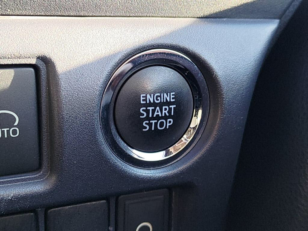 ヴォクシーＶの写真 13