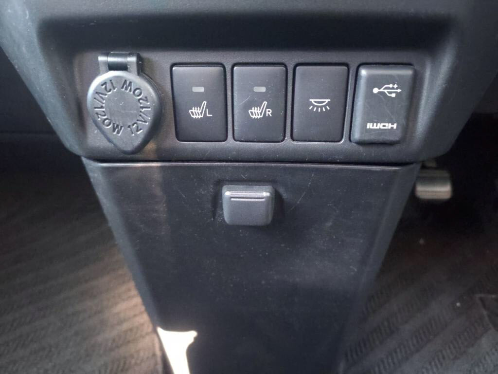 ルーミーカスタムカスタムＧ－Ｔの写真 16