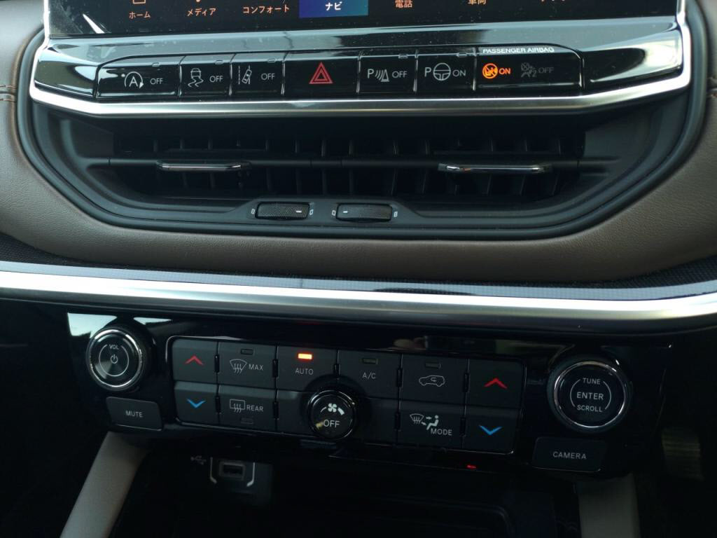 ジープコマンダーリミテッドの写真 16