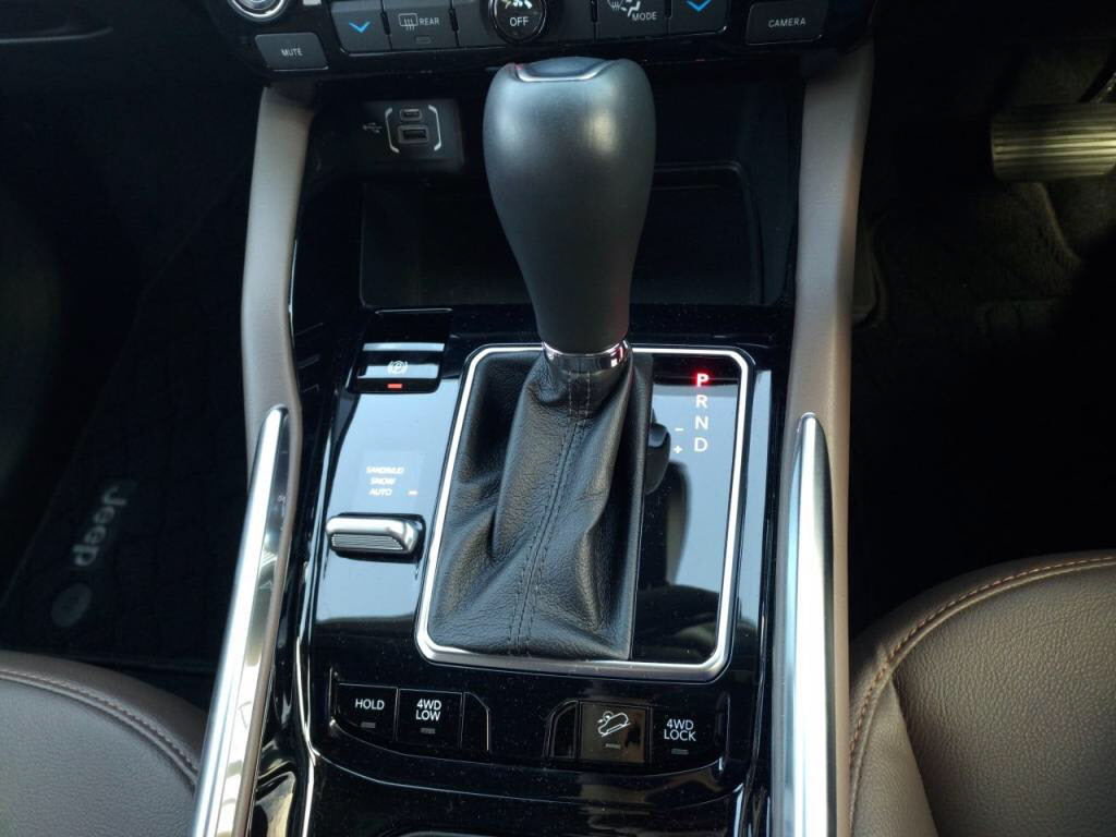 ジープコマンダーリミテッドの写真 17