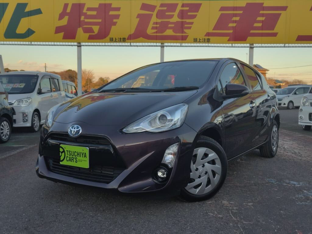 トヨタ　アクア　Ｓスタイルブラック