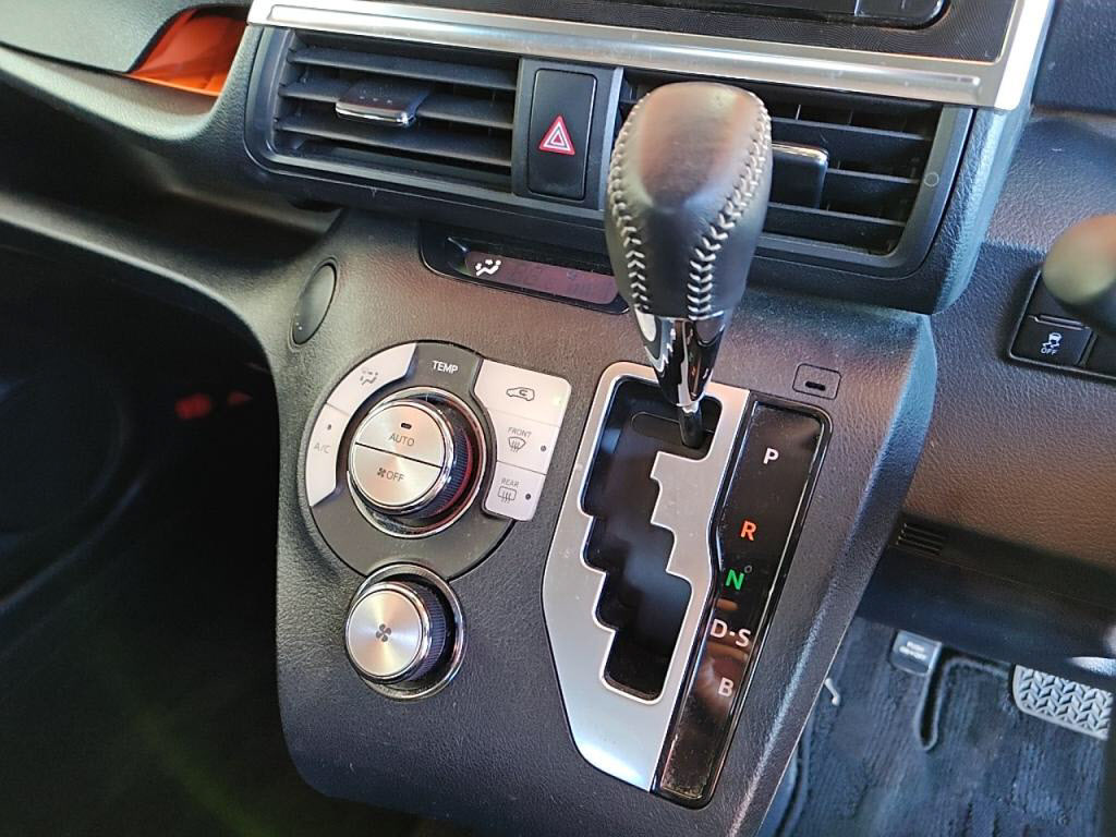 シエンタＧの写真 16