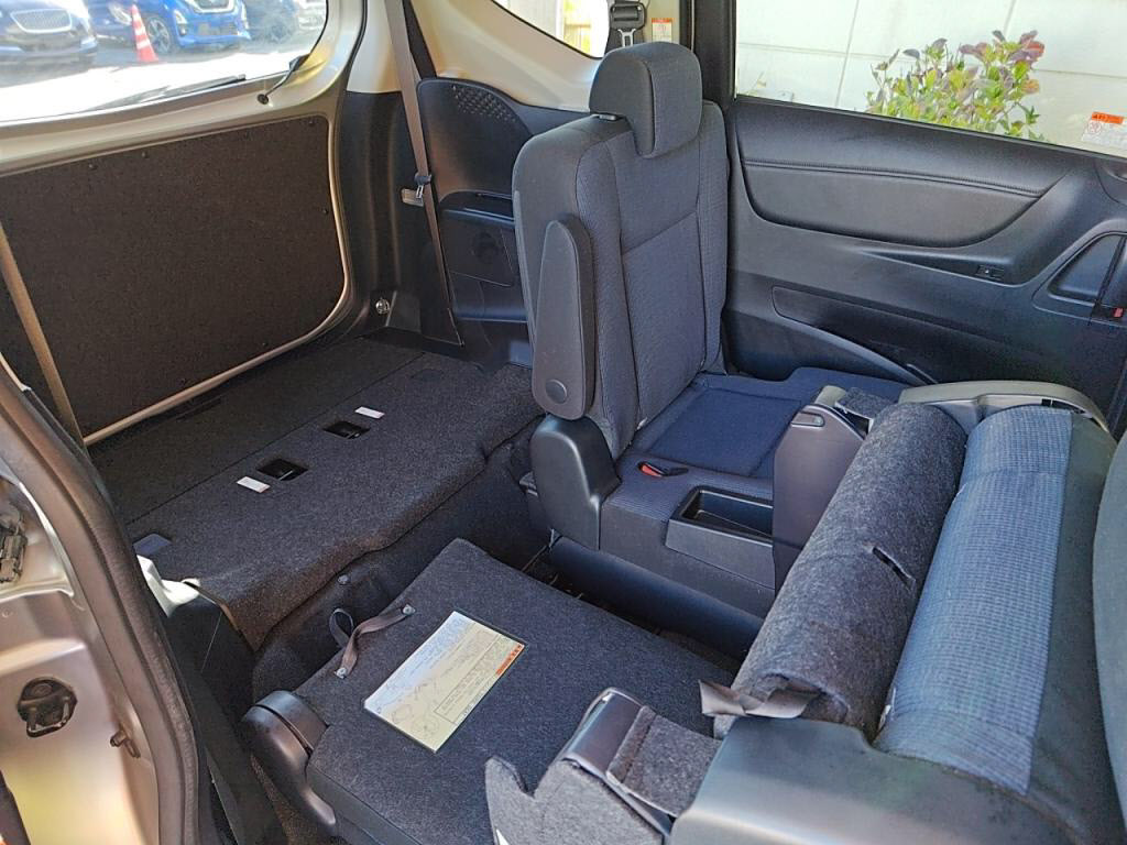 シエンタＧの写真 23