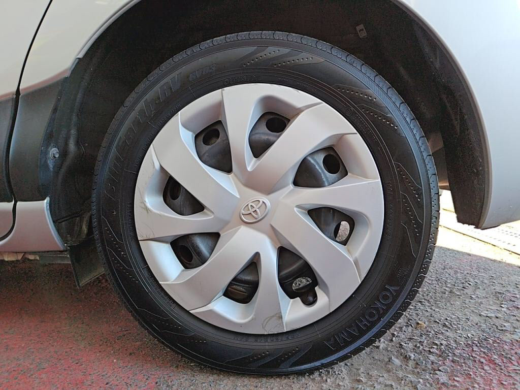 シエンタＧの写真 28