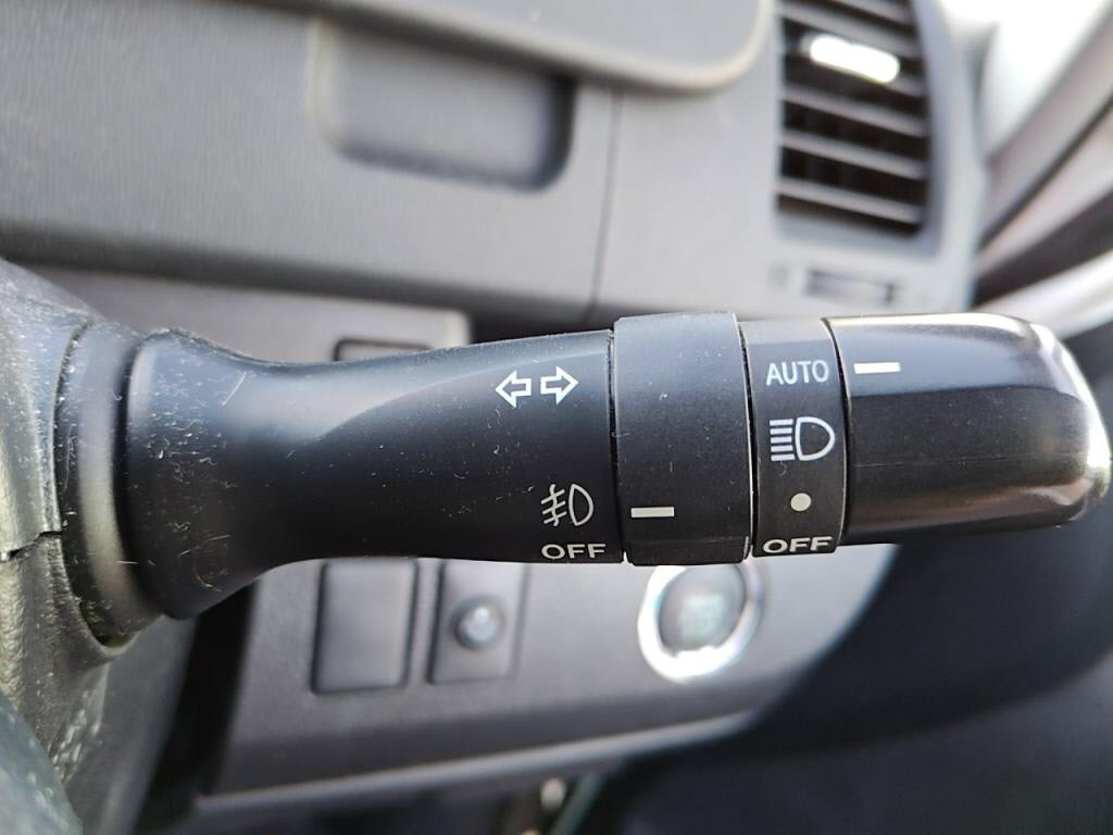 ヴォクシーＺＳキラメキ２の写真 12