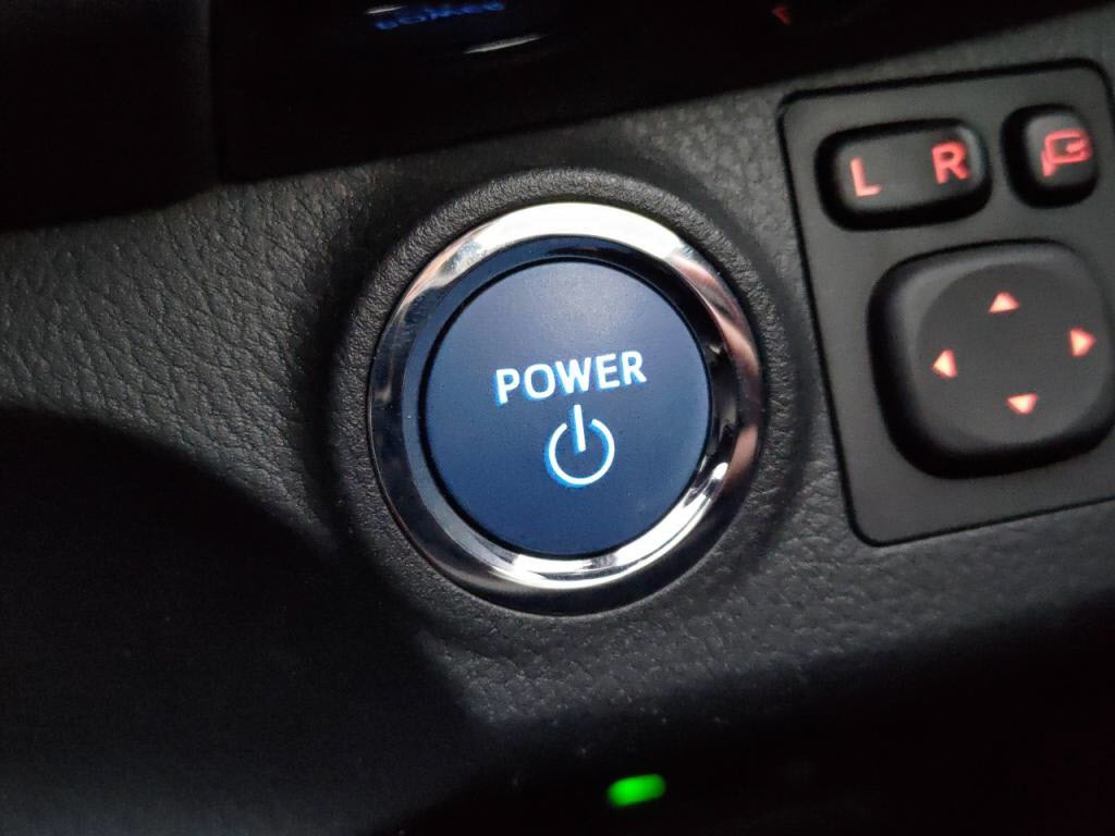 ヴィッツハイブリッドハイブリッドＦセーフティエディション３の写真 13