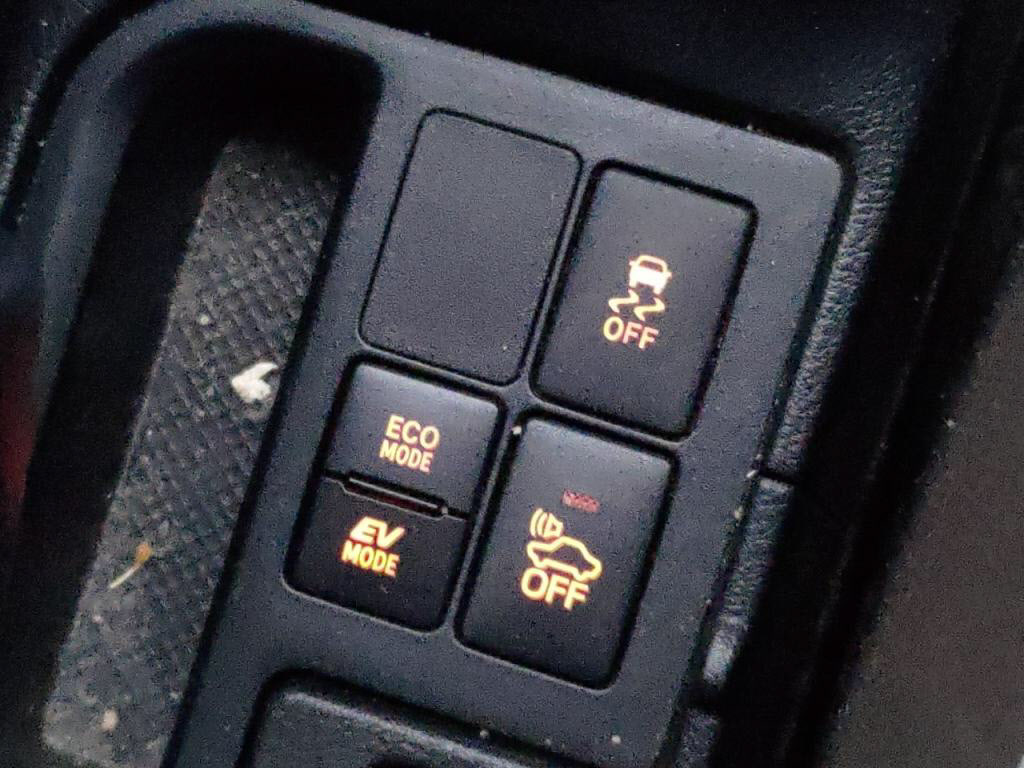 ヴィッツハイブリッドハイブリッドＦセーフティエディション３の写真 16