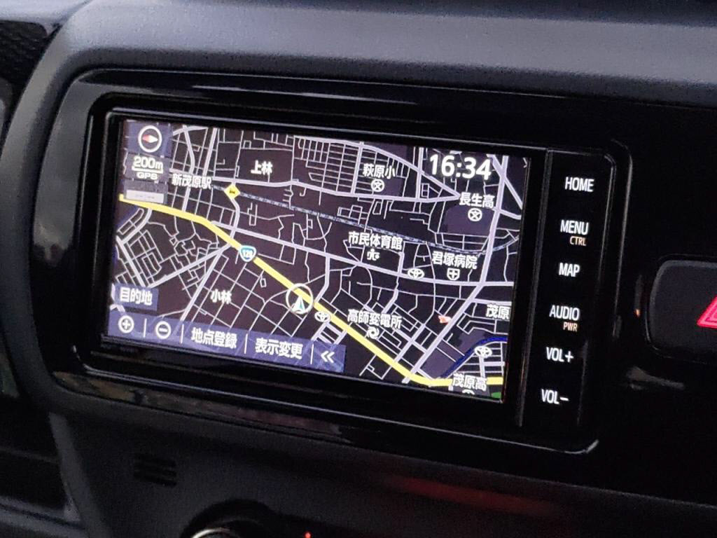 ヴィッツハイブリッドハイブリッドＦセーフティエディション３の写真 17