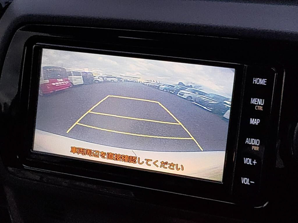 ヴィッツハイブリッドハイブリッドＦセーフティエディション３の写真 18