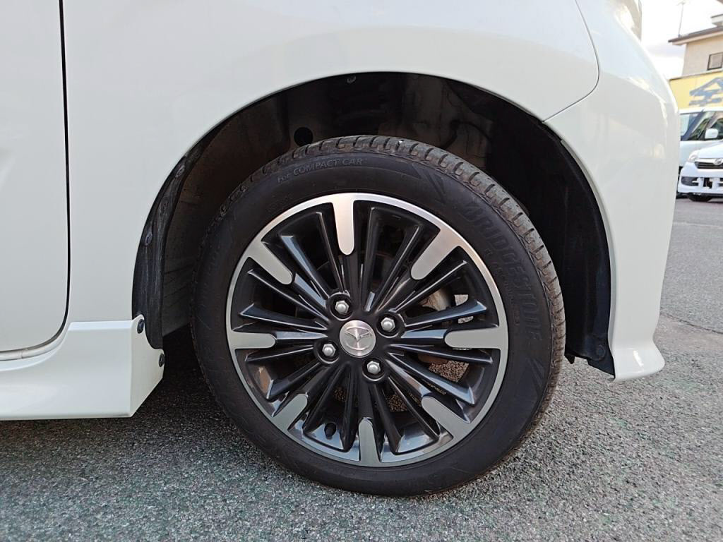 フレアワゴンカスタムスタイルハイブリッドＸＴの写真 12