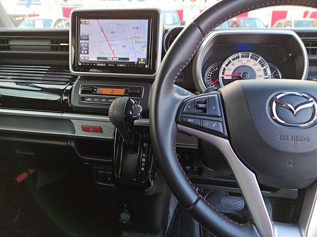 フレアワゴンカスタムスタイルハイブリッドＸＴの写真 17