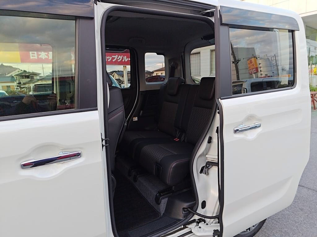 フレアワゴンカスタムスタイルハイブリッドＸＴの写真 9