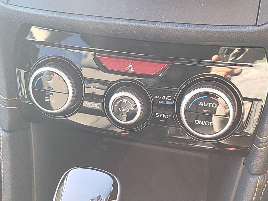 ＸＶハイブリッド２．０ｅ－Ｌアイサイトの写真 14