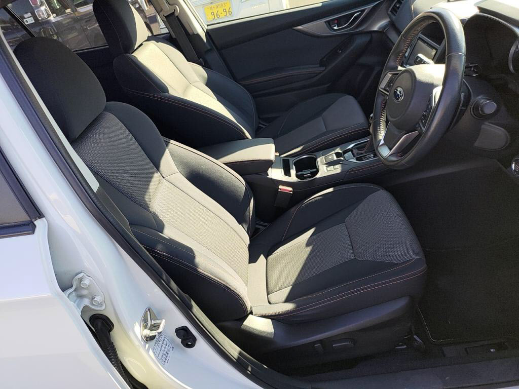 ＸＶハイブリッド２．０ｅ－Ｌアイサイトの写真 21