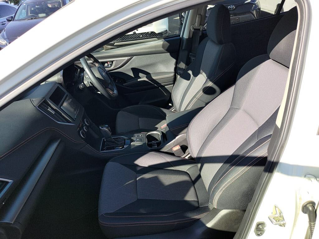 ＸＶハイブリッド２．０ｅ－Ｌアイサイトの写真 22