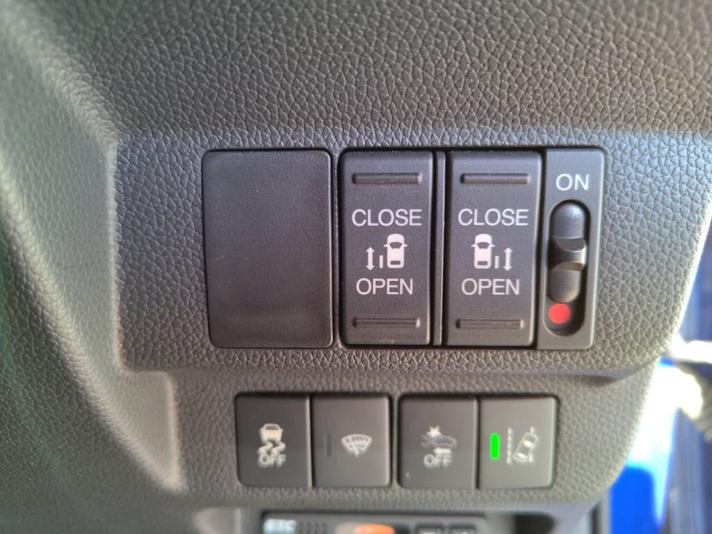 フリードＧホンダセンシングの写真 16