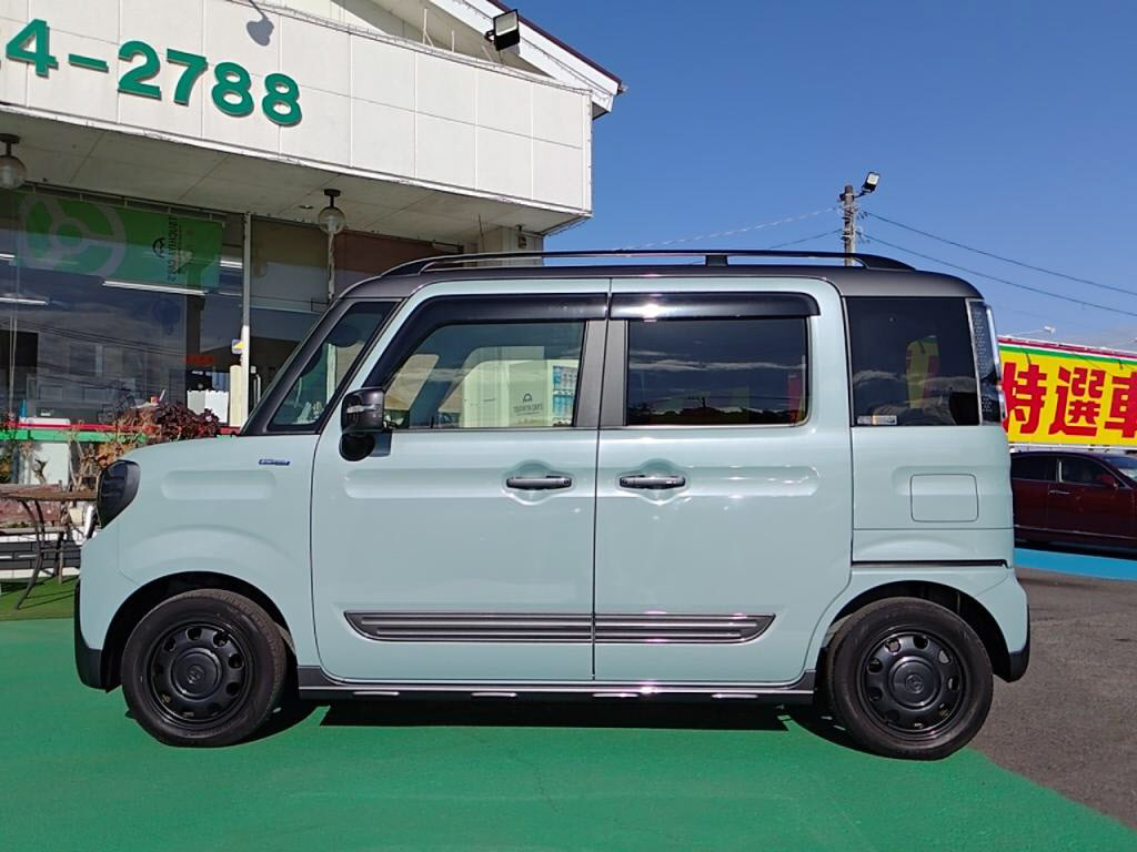 フレアワゴンタフスタイルハイブリッドＸＴの写真 12